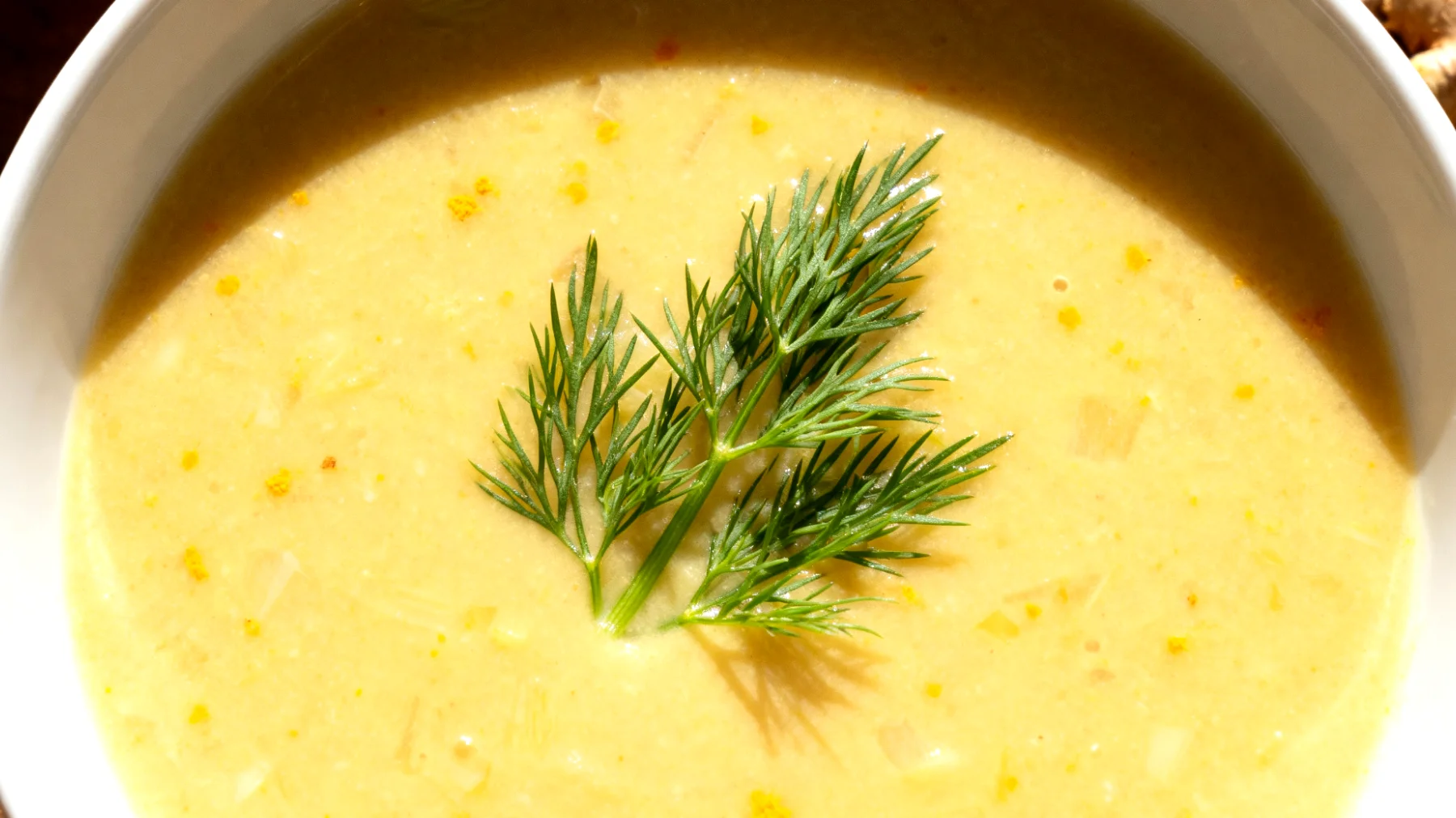 Fenchel-Birnen-Suppe mit Kurkuma und Ingwer"